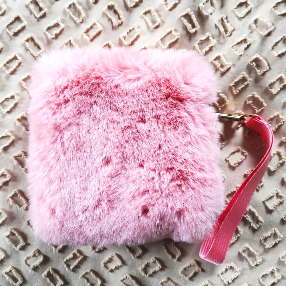 💀BUNDLED💀Fluffy Pink Pouch